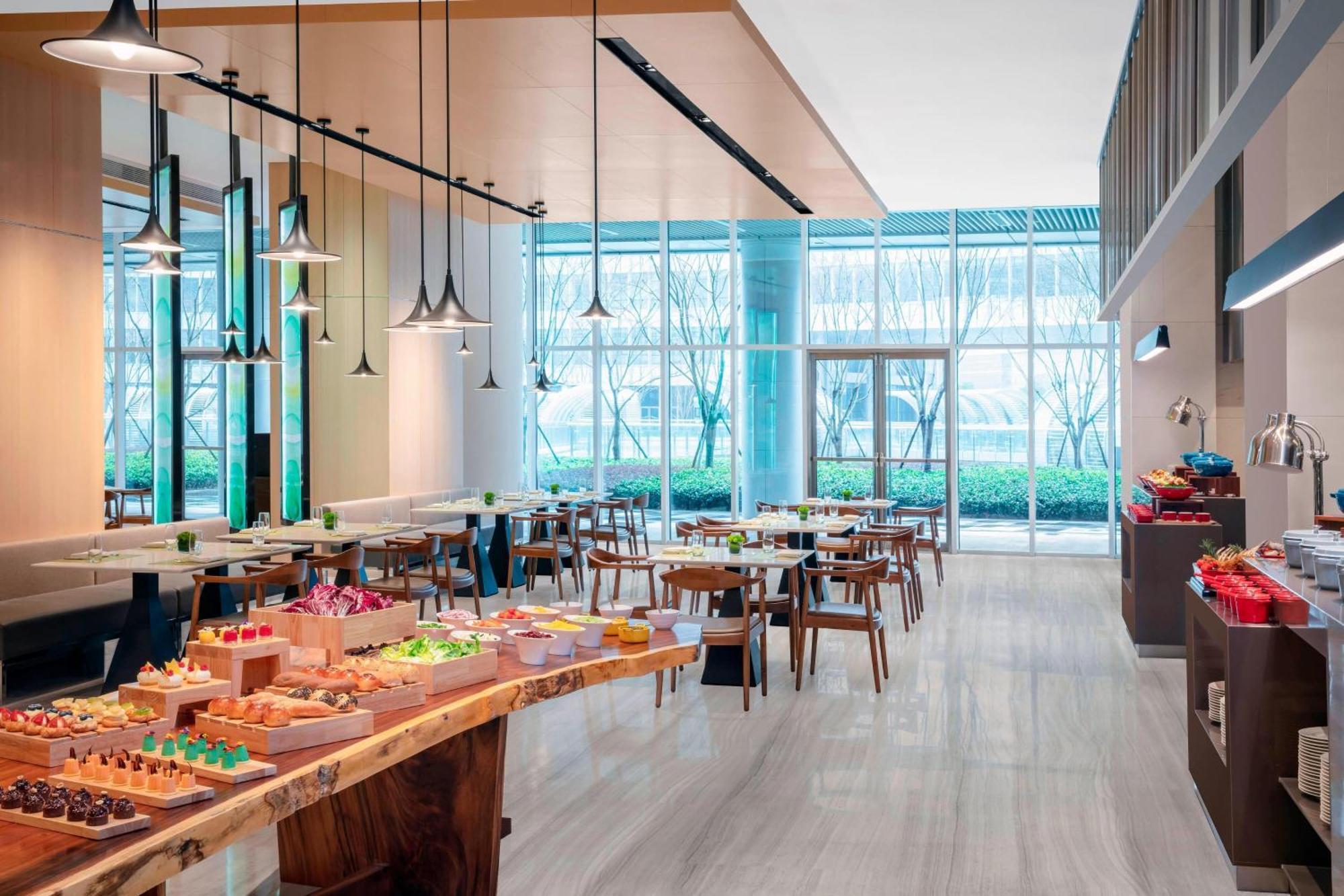 Courtyard By Marriott Minhang